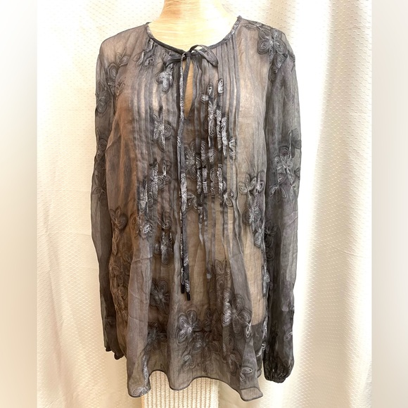 Elie Tahari sheer grey top with embroidered flowers size L - Picture 1 of 9